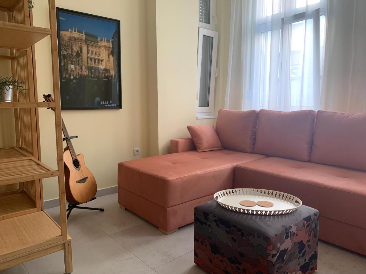 Appartement Sunlit Artist Studio à Belgrade Extérieur photo