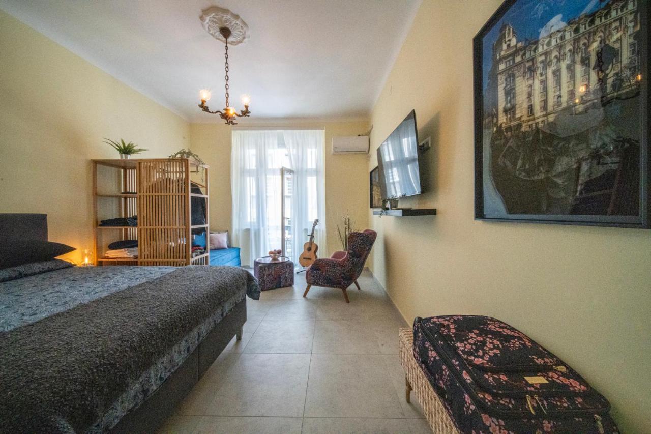 Appartement Sunlit Artist Studio à Belgrade Extérieur photo